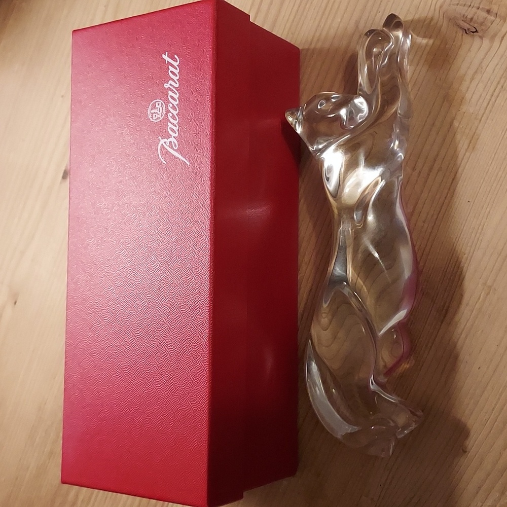 Baccarat Crystal Cat Figurine 8.25 inches paperweight sculpture vintage
